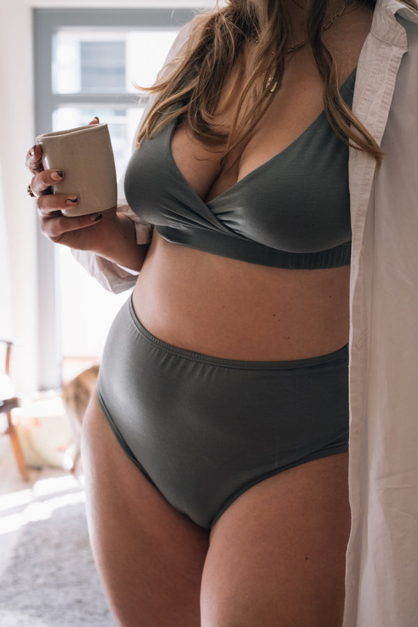 nursing & maternity bra sage